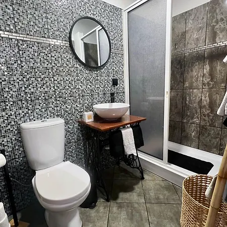 Traditional House Curral Das Freiras